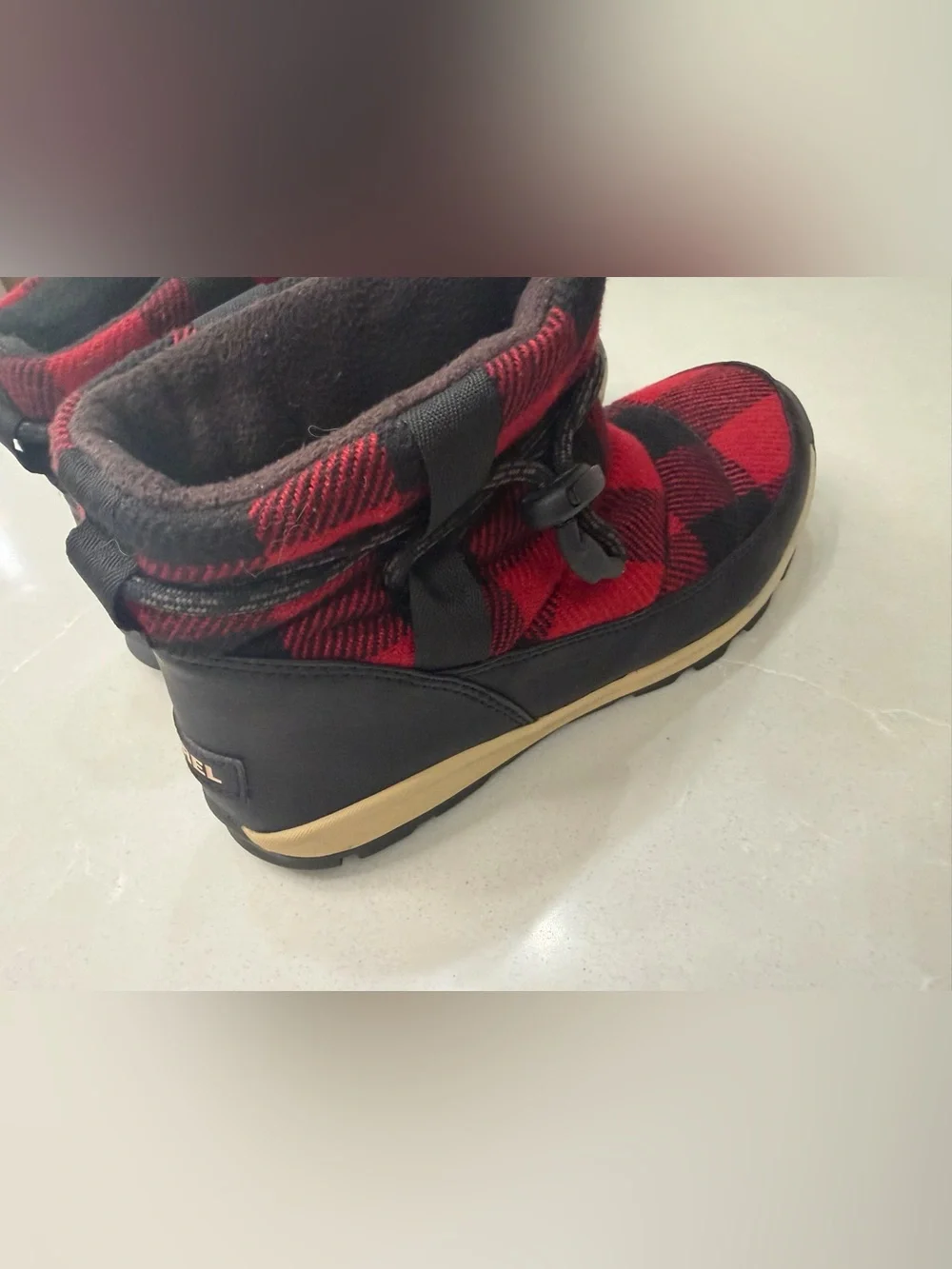 SOREL Whitney Short Red Black Buffalo Plaid Winter Snow Boots Waterproof Size 8